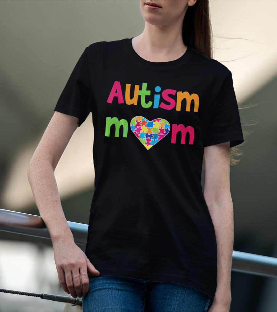 Autism Mom Heart Puzzle Autistic Awareness T-Shirt