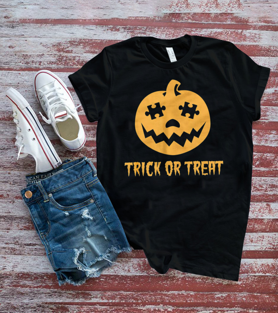 Trick Or Treat Halloween Autism Awareness Pumpkin Puzzle T-Shirt
