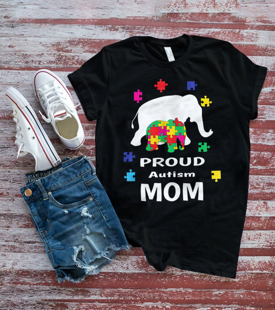 Proud Autism Mom Elephant Puzzle Piece Awareness T-Shirt
