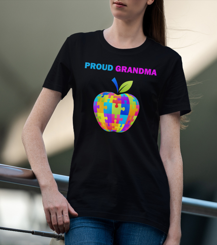 Proud Grandma Autism Awareness Puzzle Apple T-Shirt