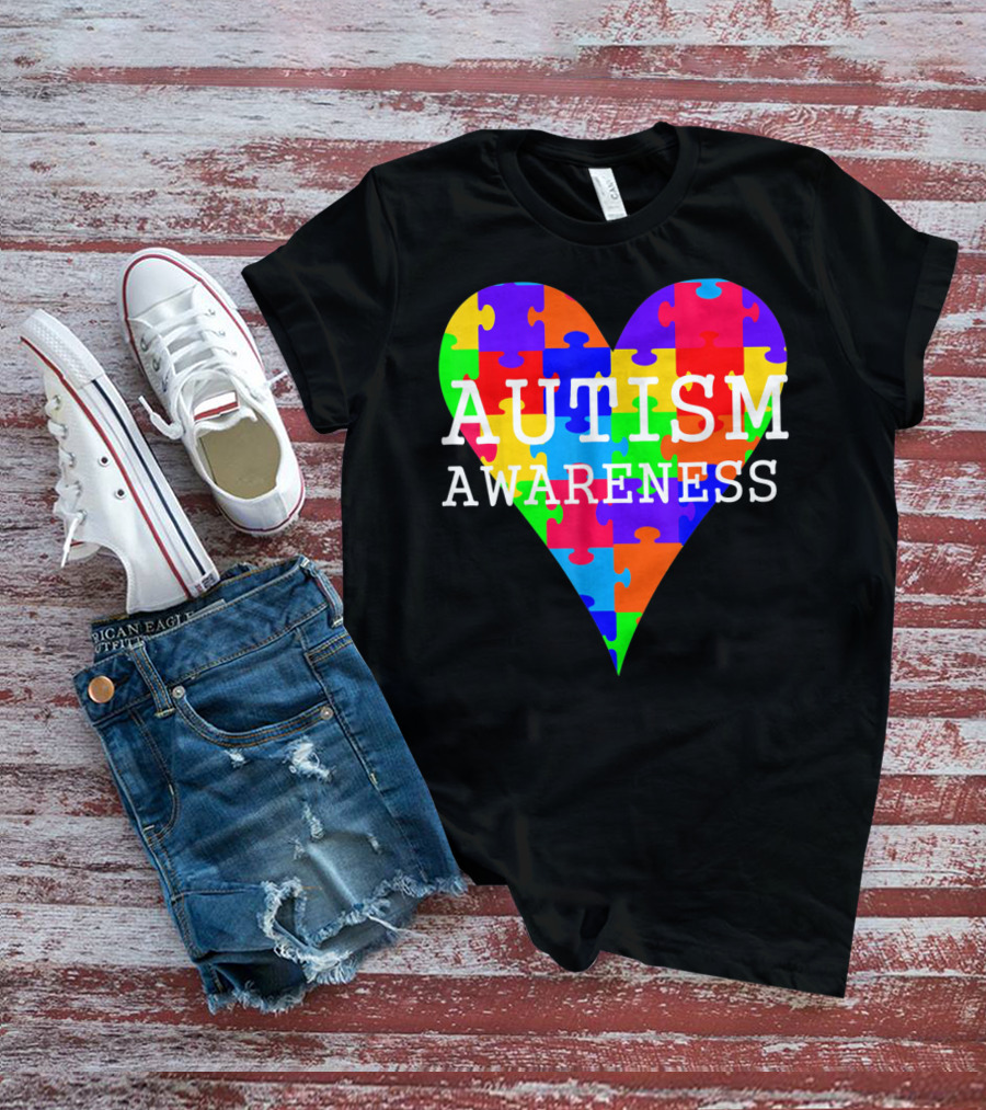 AUTISM AWARENESS PUZZLE HEART RAINBOW T-Shirt