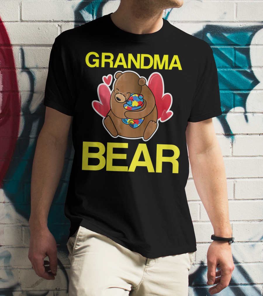 Grandma Bear Hugging Bear With Autism Puzzle Heart Balloon T-Shirt