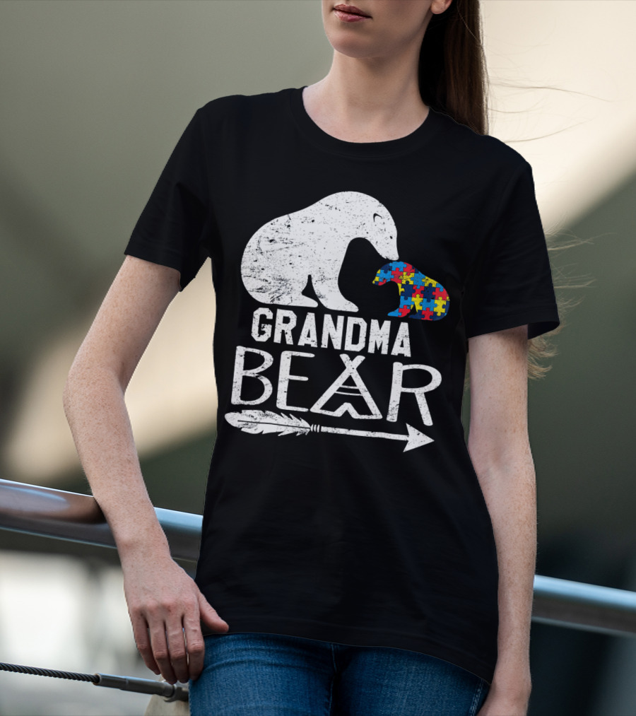Grandma Bear Autism Awareness Puzzle Piece Arrow T-Shirt