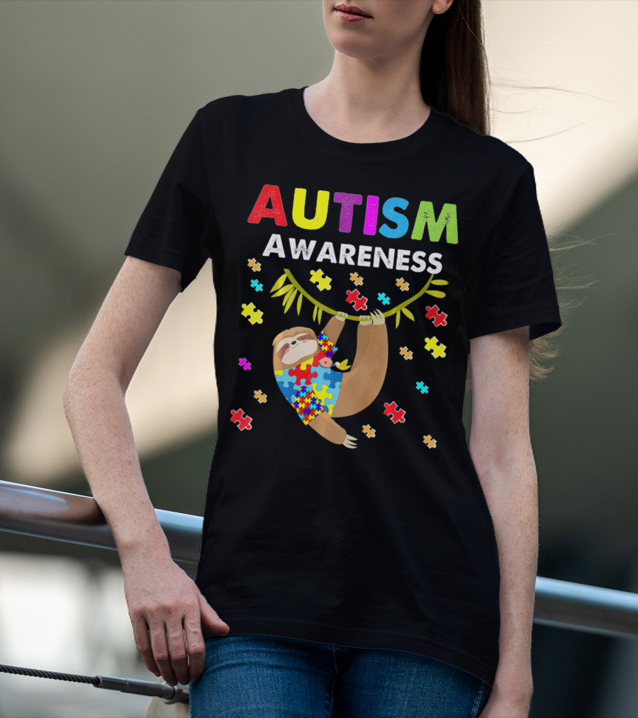 Autism Awareness Sloth Lover With Puzzle Pieces T-Shirt