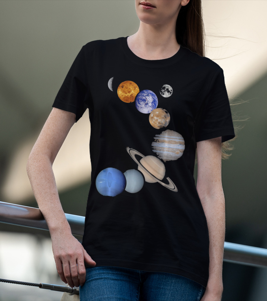 Planet Solar System Earth Moon Sun Mars Jupiter Saturn Neptune Uranus T-Shirt