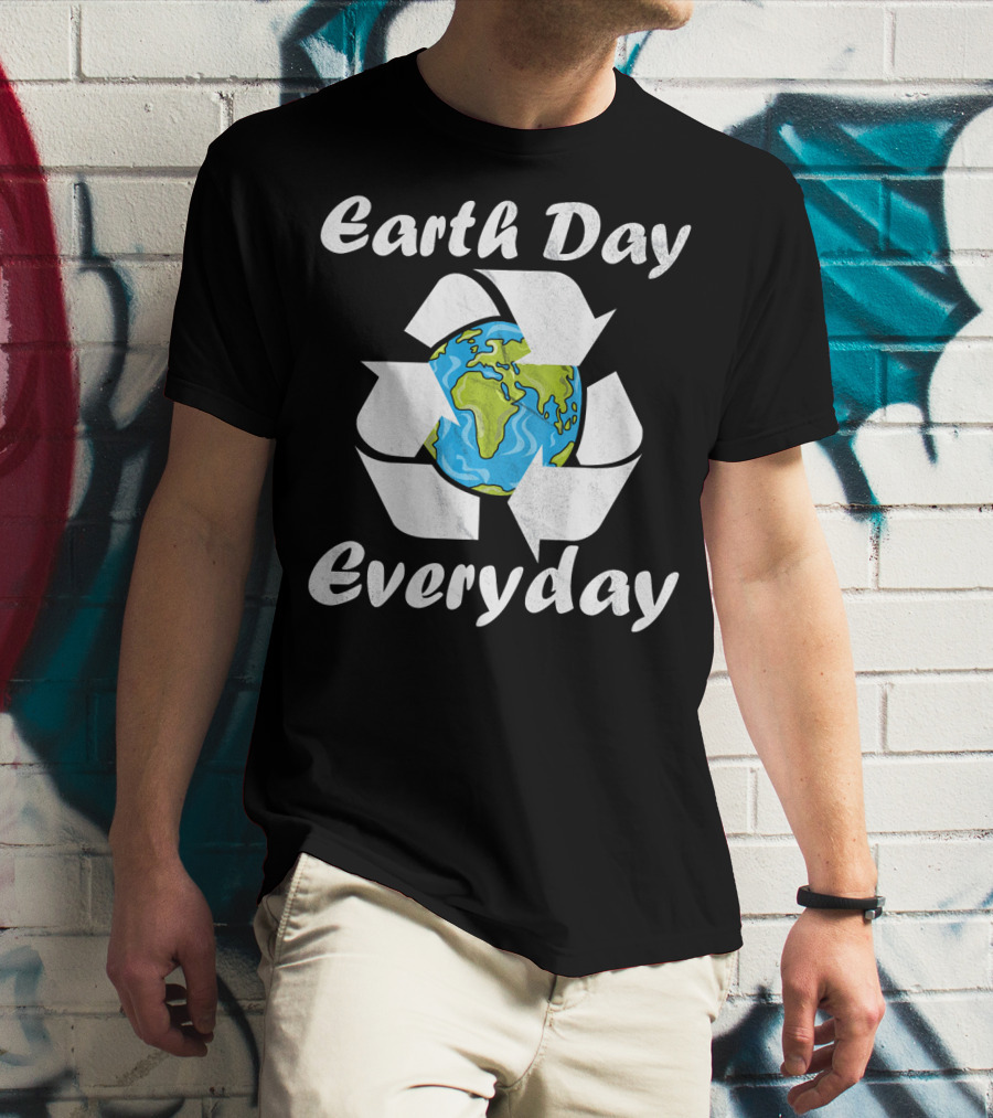 Earth Day Everyday Vintage Recycle Globe T-Shirt
