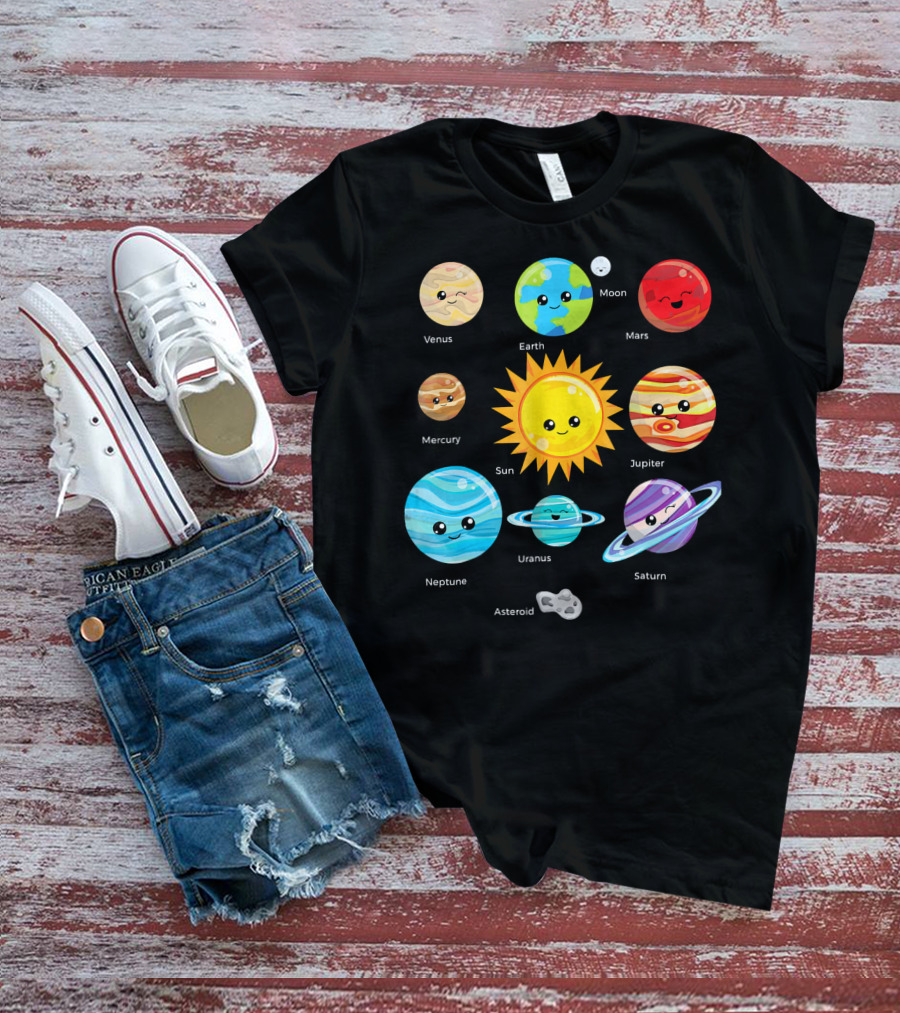 Solar System Planets Earth Moon Sun Venus Mars Mercury Jupiter Neptune Uranus Saturn Asteroid Cartoon T-Shirt