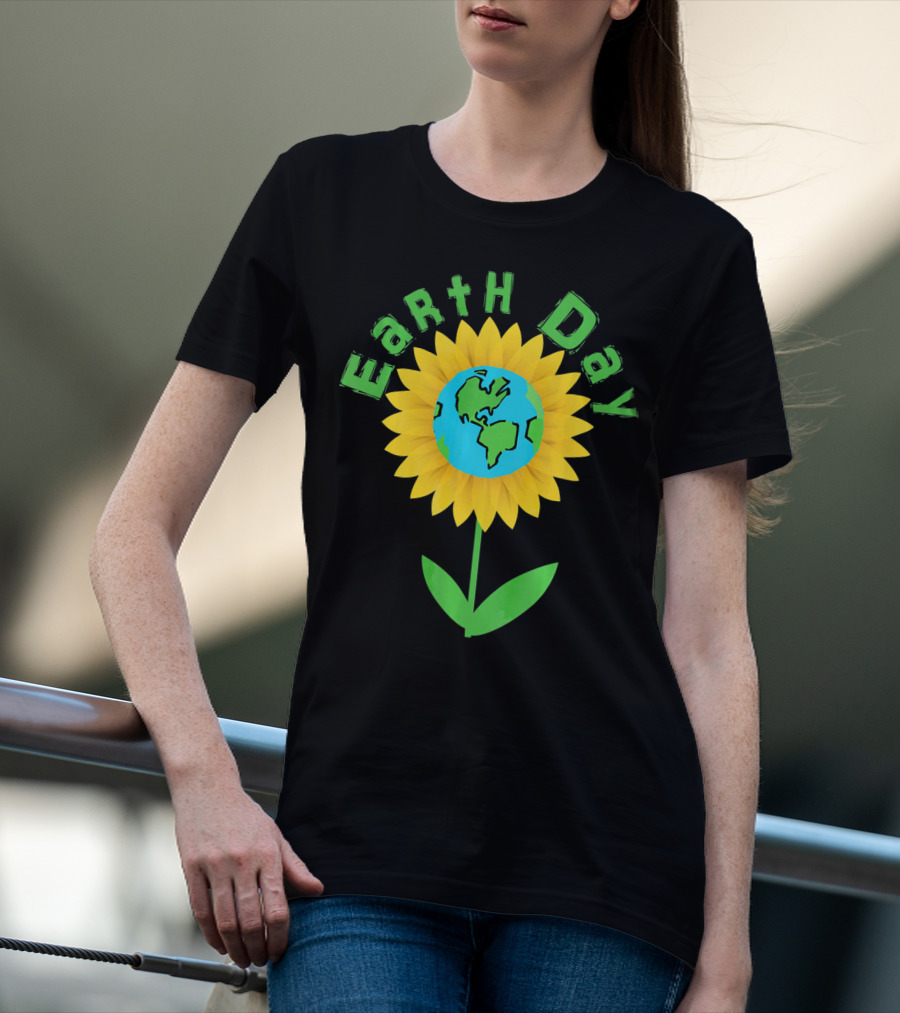 Earth Day Sunflower With Globe For Science Teacher T-Shirt
