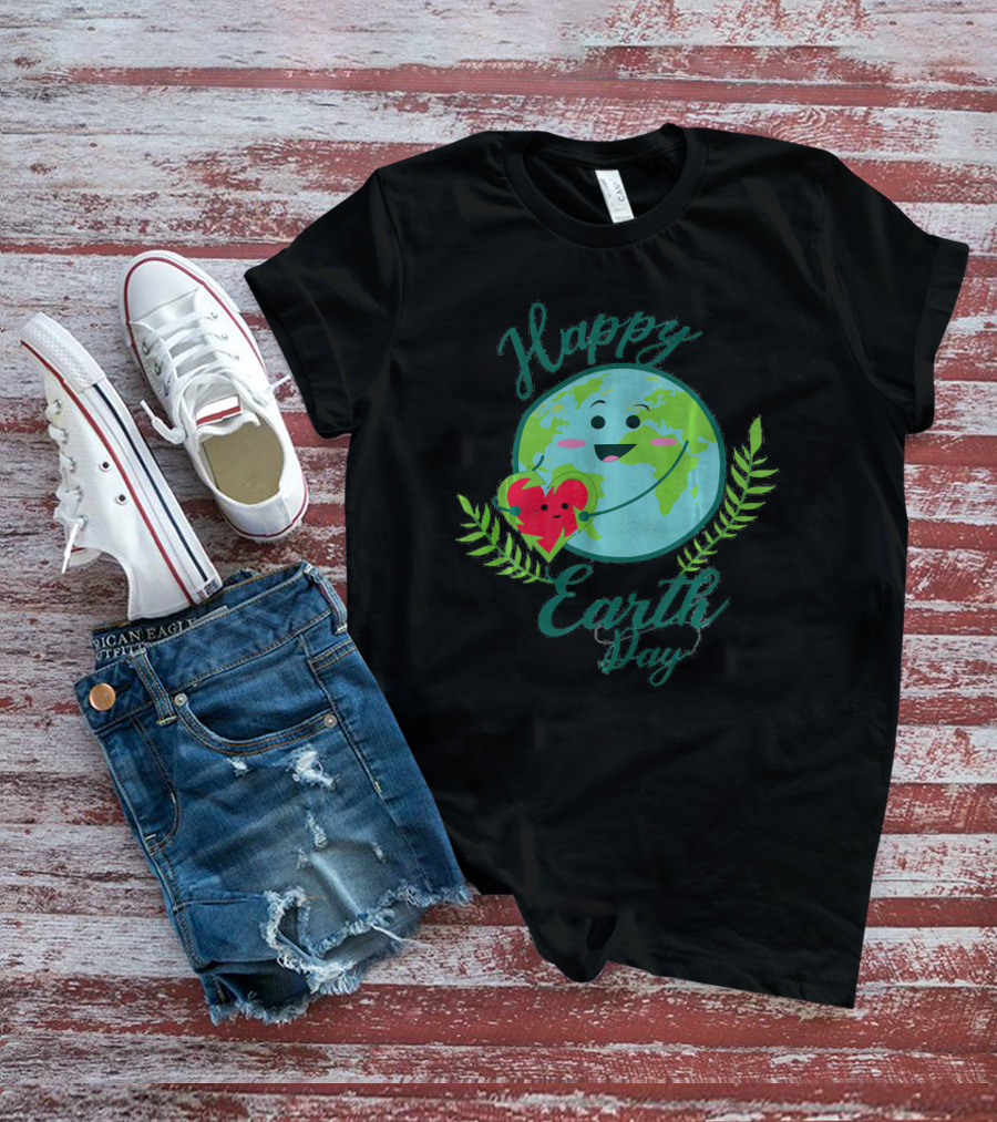 Happy Earth Day Smiling Planet With Heart And Leaves T-Shirt