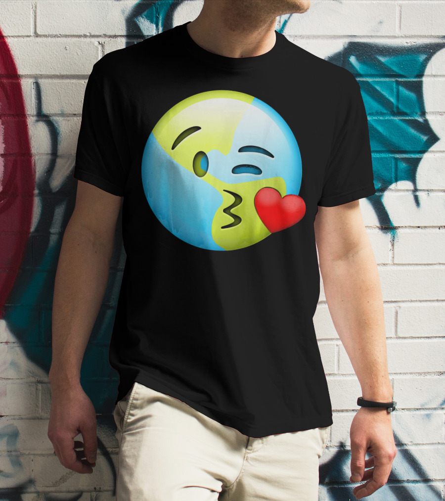Cute Earth Day Kiss Emoji Lips Kids Emoticon T-Shirt