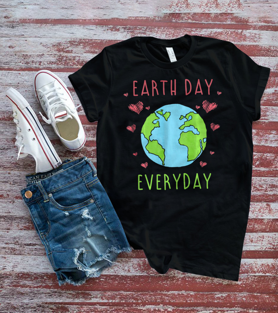 Earth Day Everyday Hearts Recycle T-Shirt
