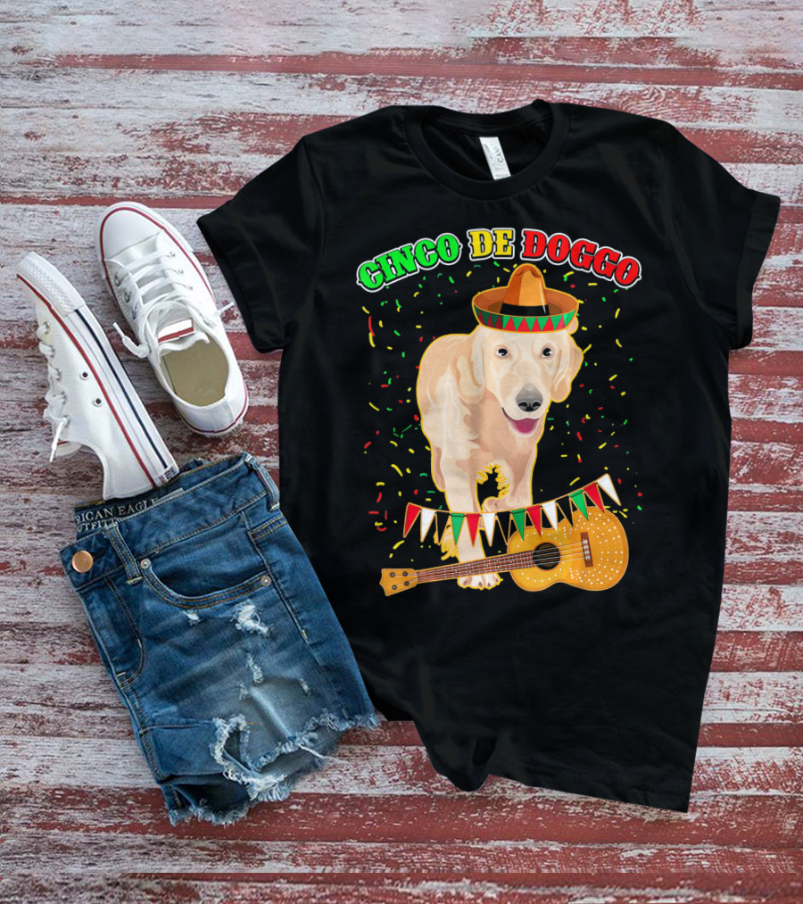Cinco De Doggo Golden Retriever Sombrero Guitar Fiesta T-Shirt
