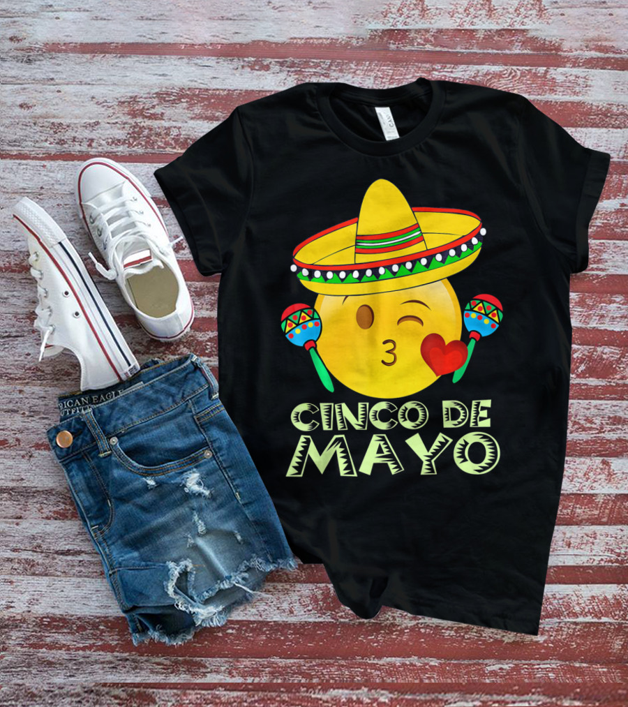 Cinco De Mayo Emoji Sombrero Maracas Kids Women Kisses T-Shirt