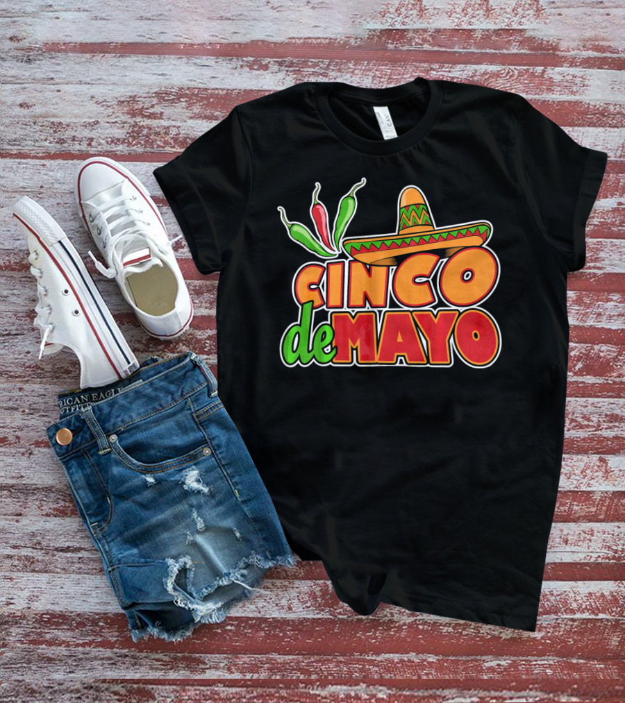 Cinco De Mayo Sombrero And Chilis T-Shirt