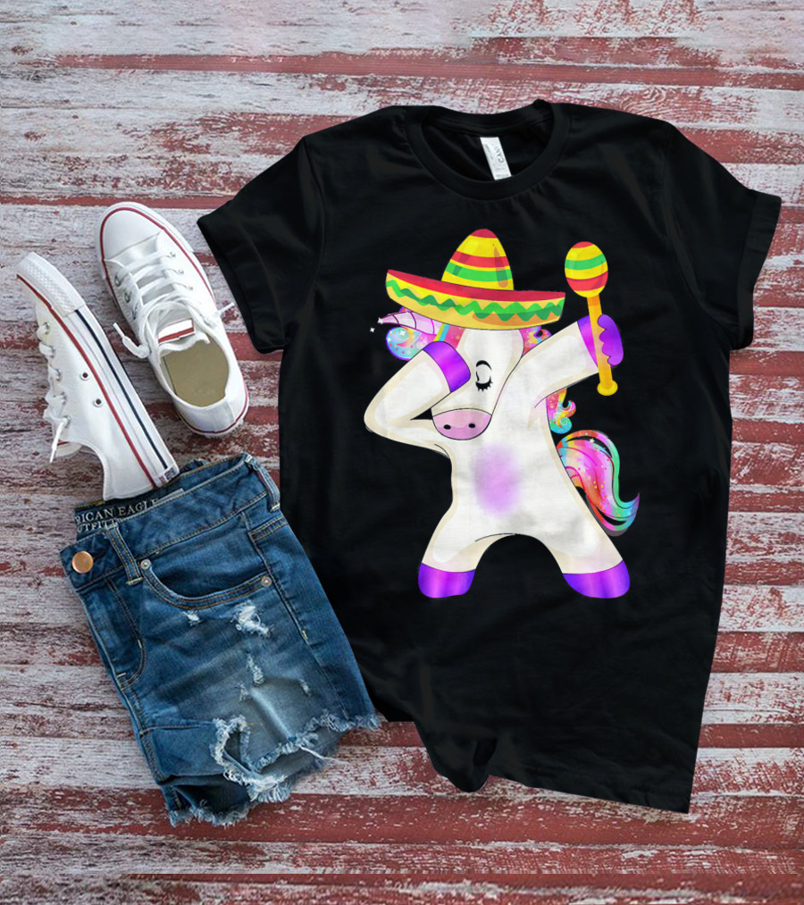 Cinco De Mayo Dabbing Unicorn Sombrero Maracas T-Shirt
