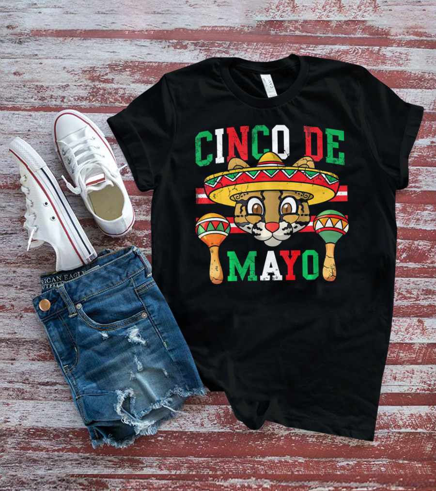 Cinco De Mayo Ocelot Cat Sombrero Maracas Festive T-Shirt