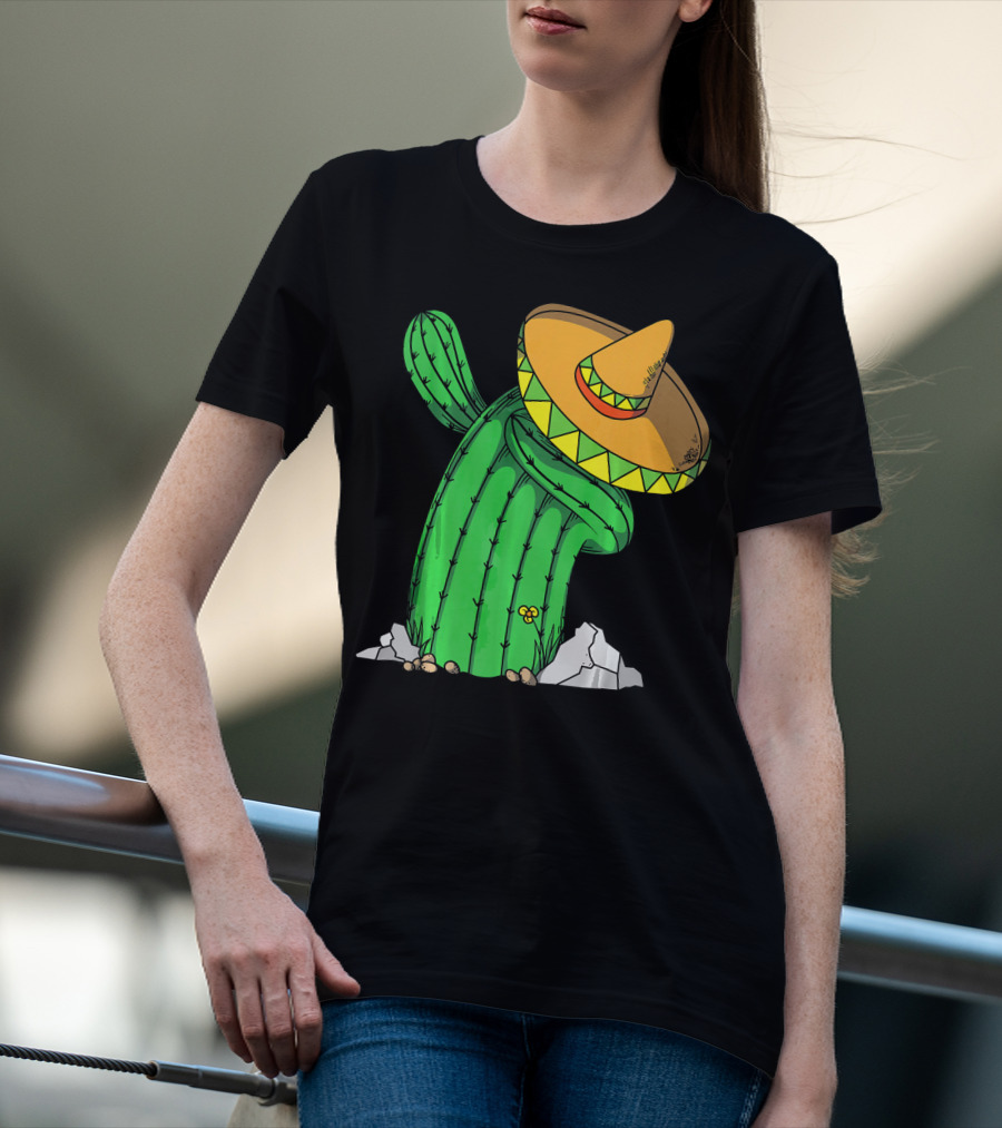 Cinco De Mayo Dabbing Cactus With Sombrero Fun T-Shirt