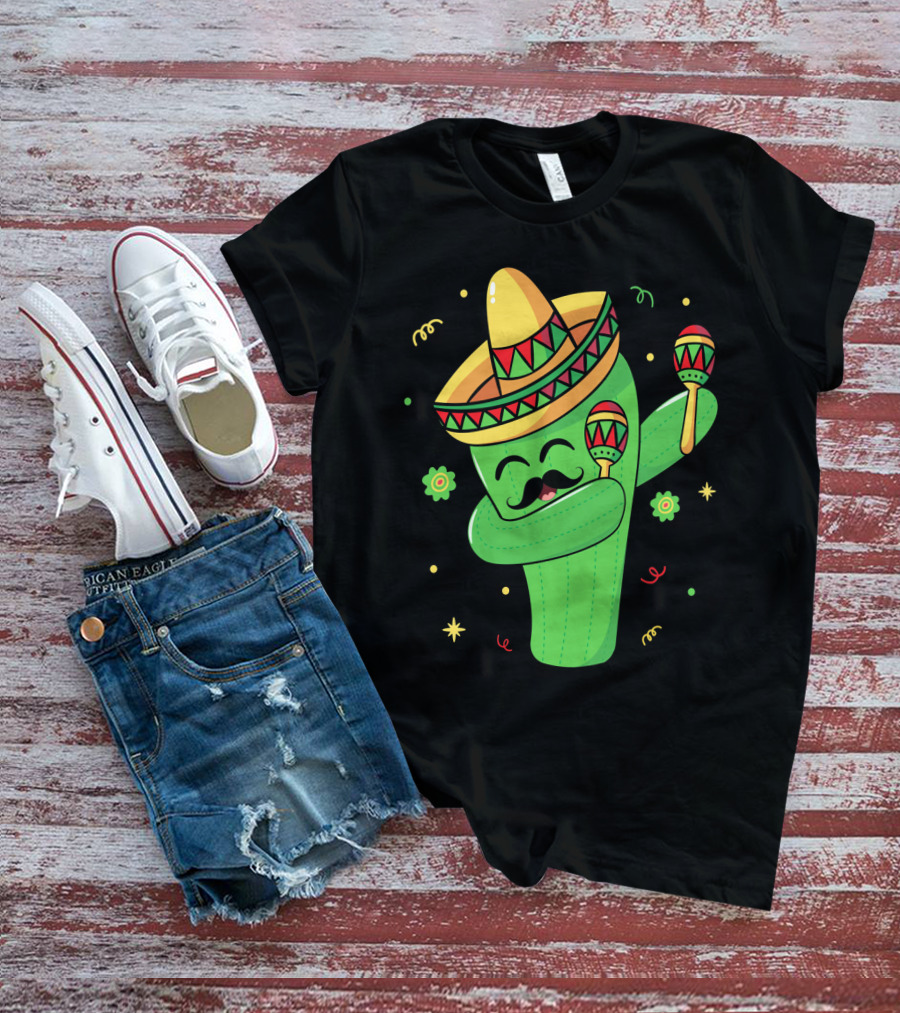 Cinco De Mayo Cactus Dabbing With Sombrero And Maracas T-Shirt