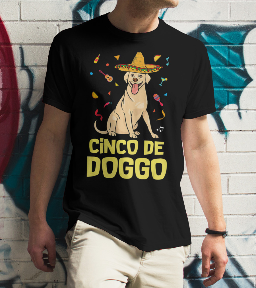 Cinco De Doggo Funny Taco Sombrero Labrador T-Shirt