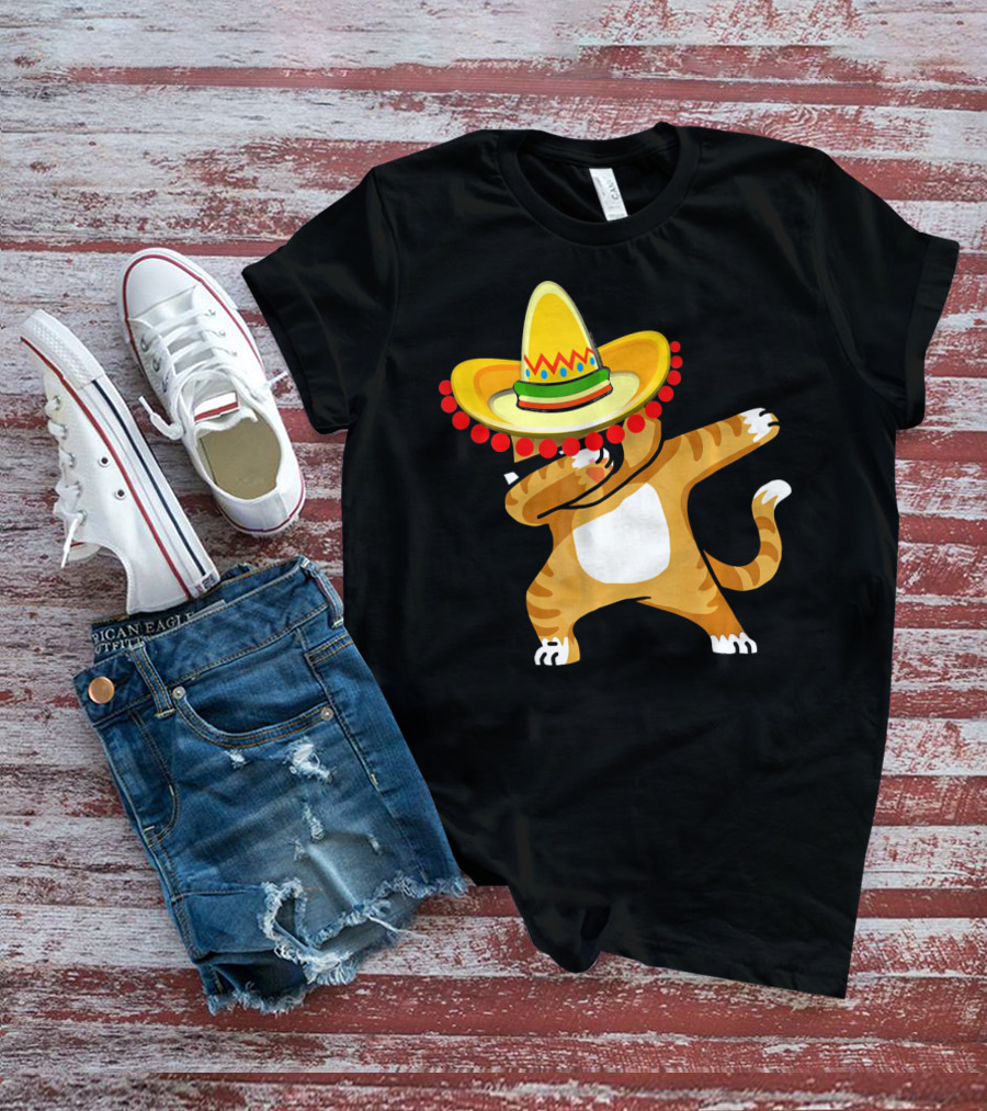 Cinco De Mayo Cat Dabbing Sombrero Fun T-Shirt