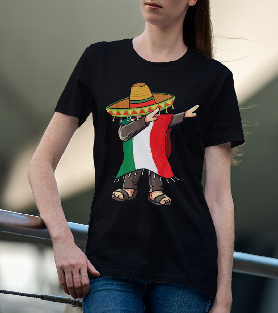 Mexican Flag Poncho Man Dabbing Cinco De Mayo Sombrero T-Shirt
