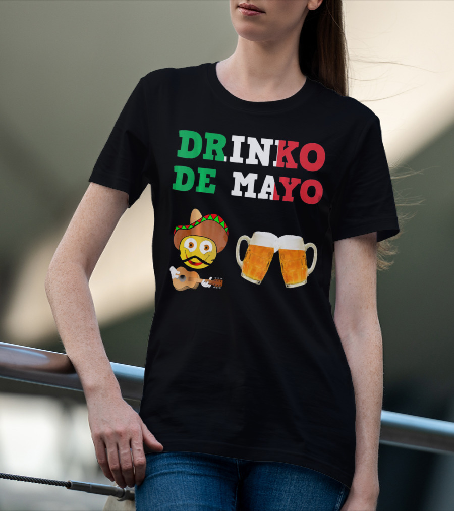 Drinko De Mayo Sombrero Guitar Emoji Beer Mugs T-Shirt