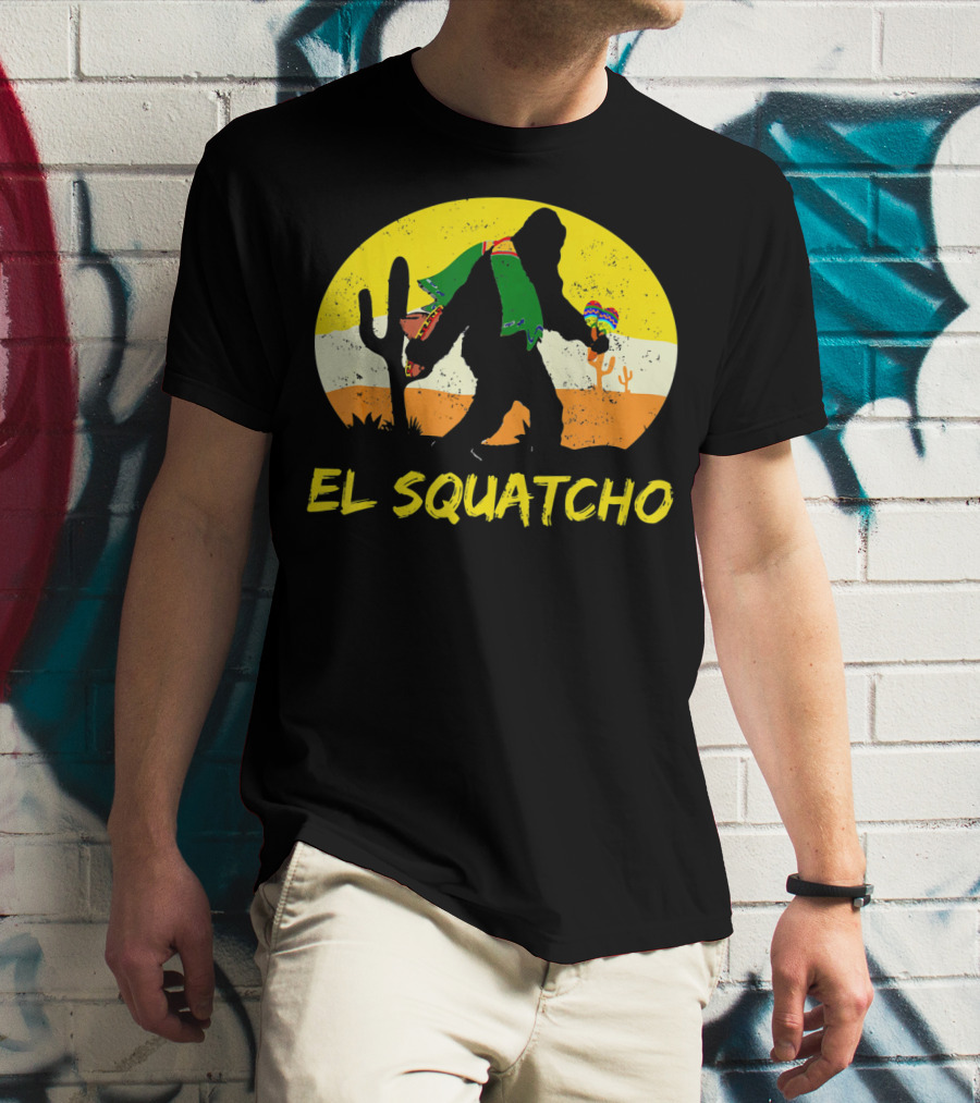 El Squatcho Bigfoot Cinco De Mayo Cactus Desert Scene T-Shirt