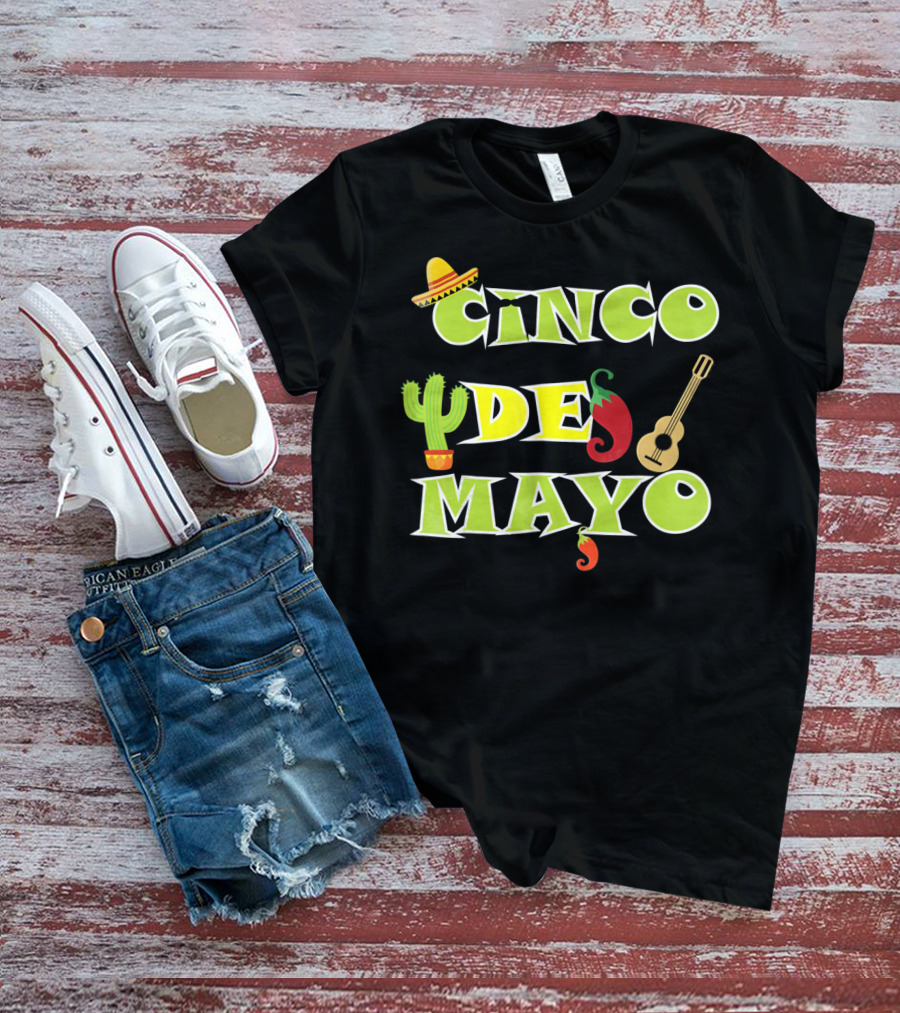 Cinco De Mayo Cactus Sombrero Guitar Chili Pepper Fiesta T-Shirt