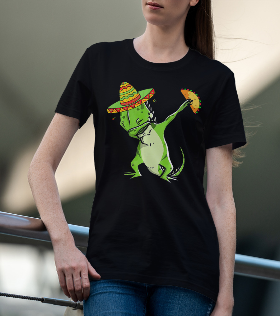 Cinco De Mayo Iguana Dabbing With Taco And Sombrero T-Shirt