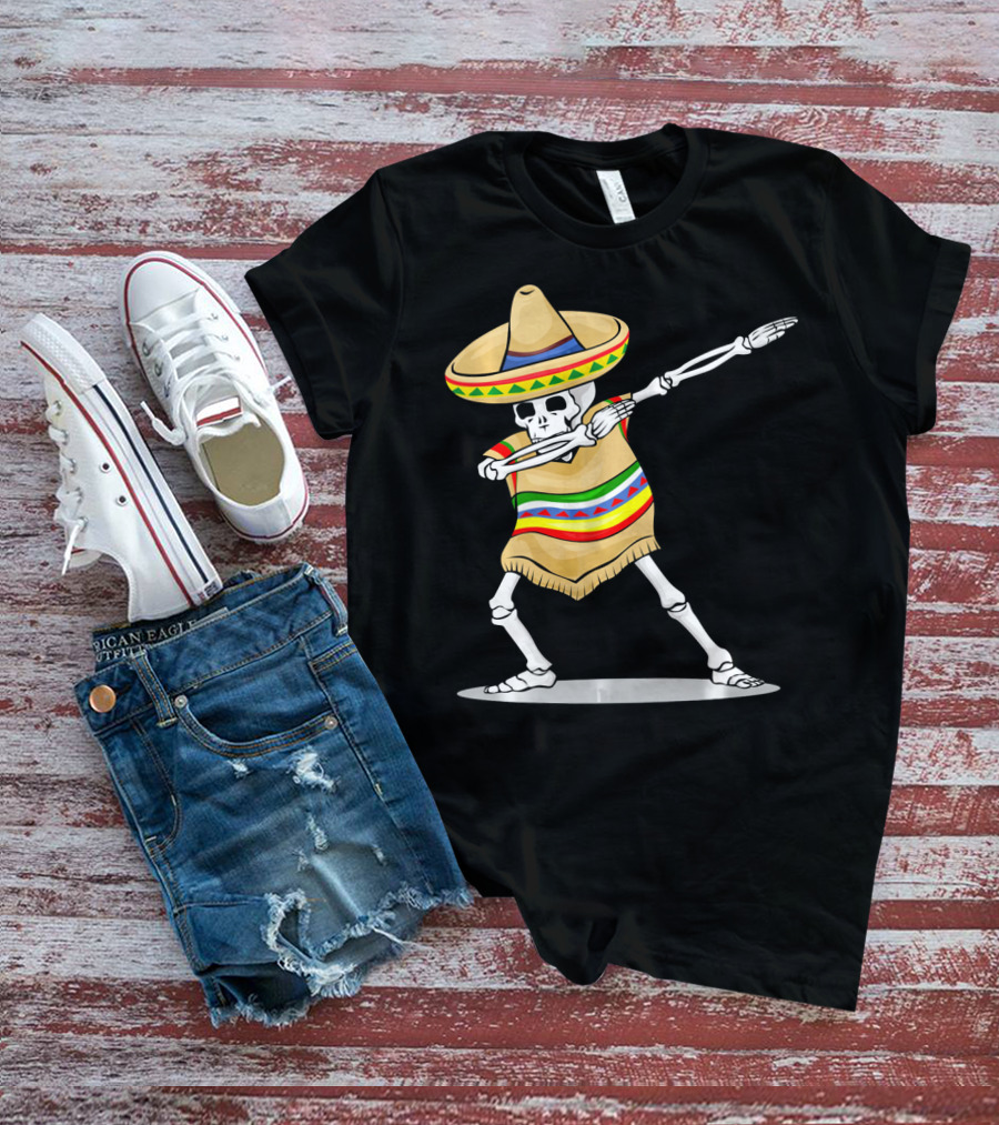 Cinco De Mayo Dabbing Skeleton Sombrero Poncho T-Shirt