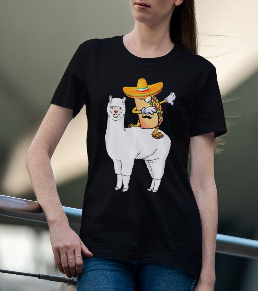 Dabbing Taco With Sombrero On Llama T-Shirt