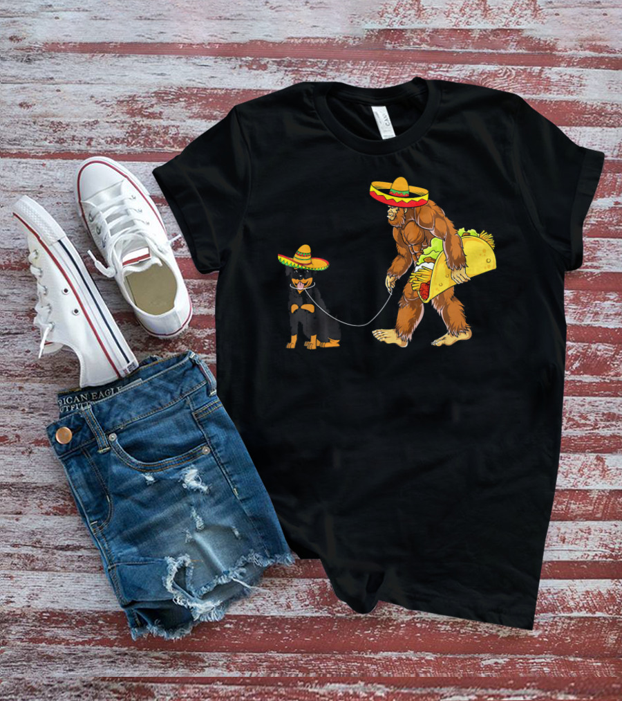 Cinco De Mayo Bigfoot Walking Rottweiler Taco Sombrero T-Shirt