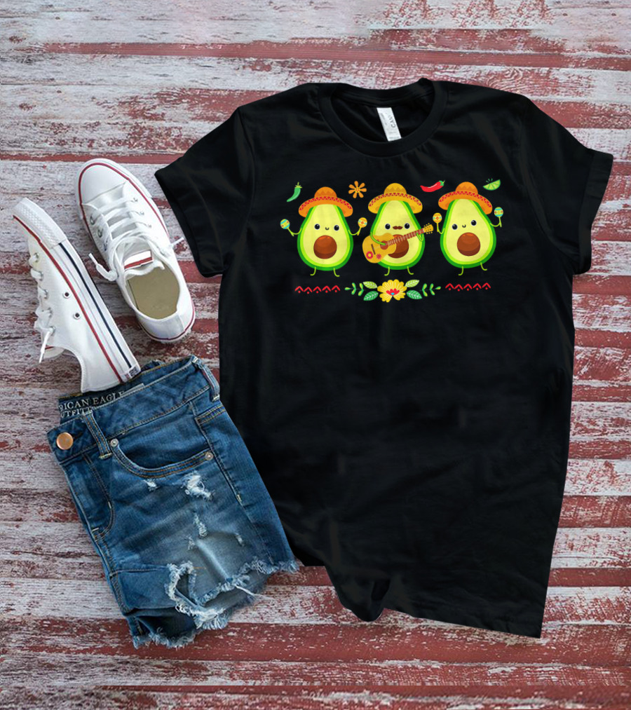 Cinco De Mayo Avocado Trio With Sombreros And Maracas T-Shirt