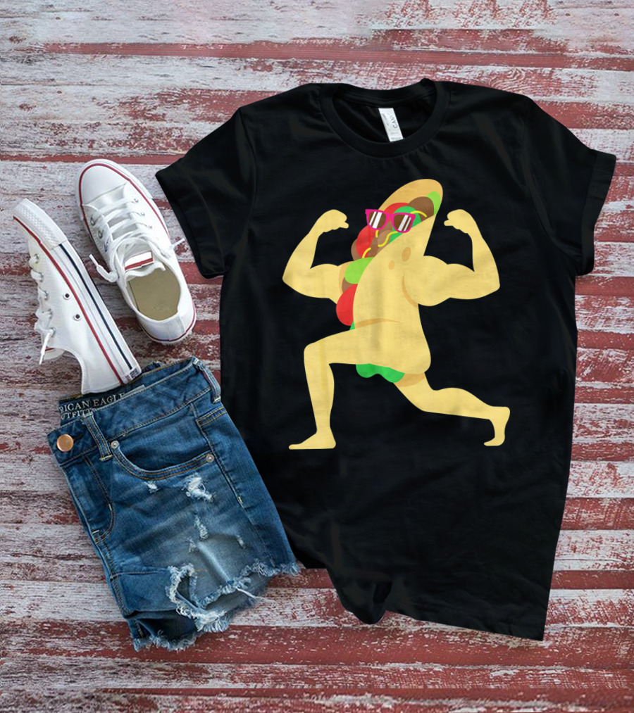 Muscle Beach Taco Funny Mexican Cinco De Mayo Flexing Bodybuilder T-Shirt