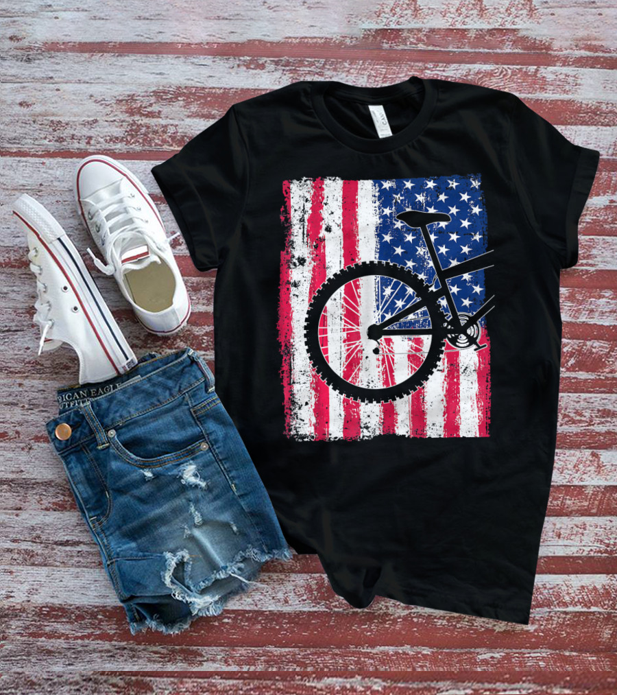 Mountain Bike Cycling American Flag Bicycle USA T-Shirt