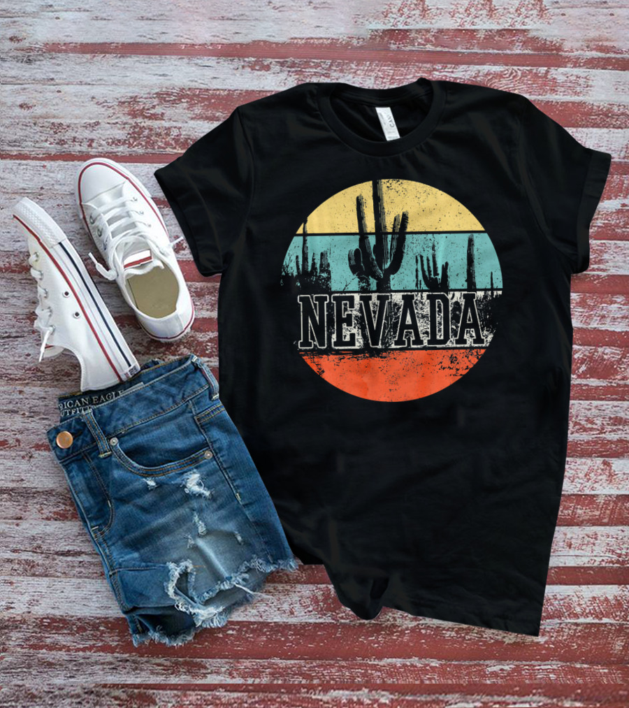 Nevada USA Cactus Desert Vintage Sunset T-Shirt