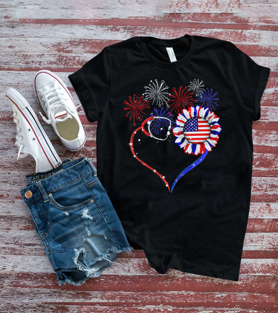 Nurse Heart Stethoscope Sunflower American Flag Fireworks T-Shirt