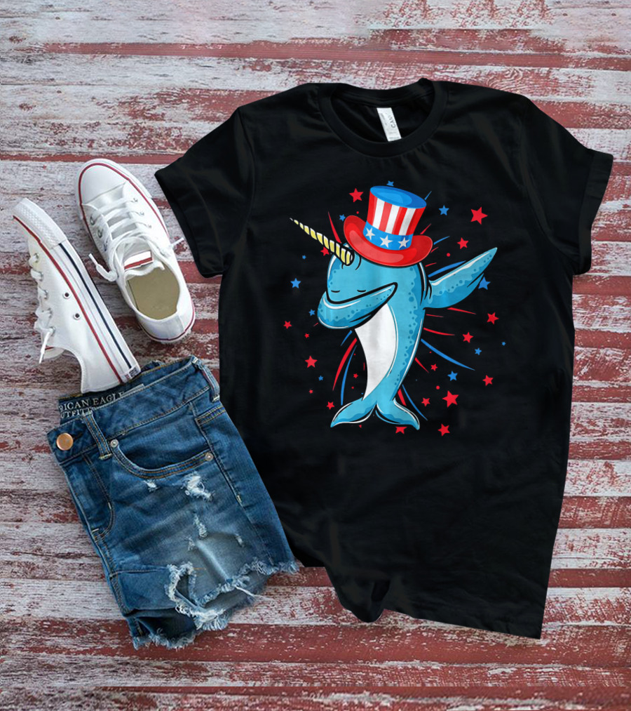 Dabbing Narwhal With Stars And Stripes Hat Firework Background T-Shirt