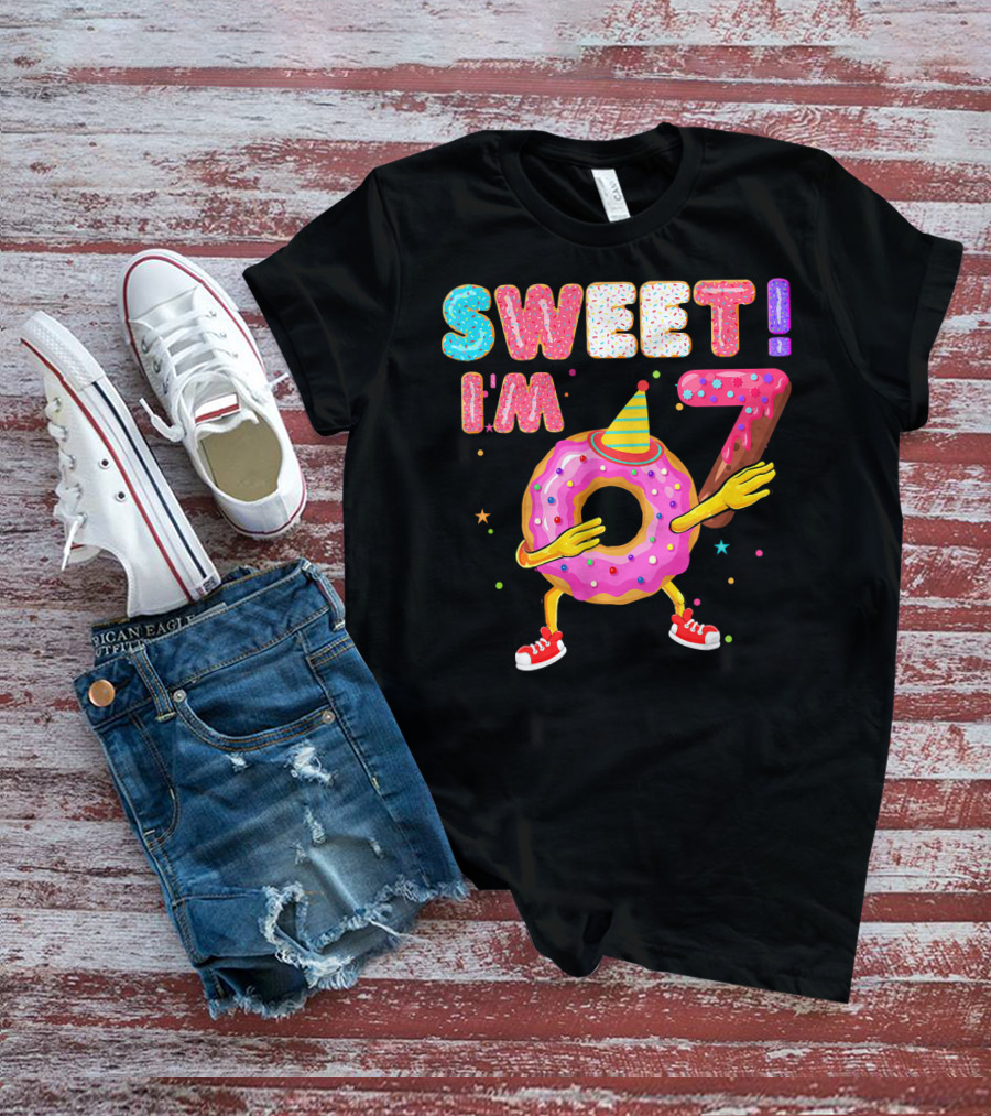 Sweet I'm 7 Birthday Donut Party Hat Fun T-Shirt