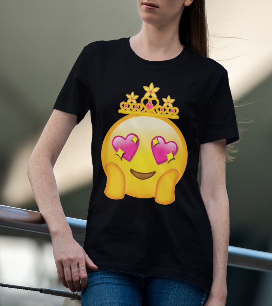 Emoticon Queen Heart Eyes Emoji With Crown Princess T-Shirt