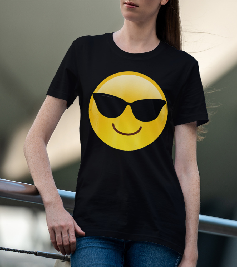 Cool Smiley Sunglasses Emoji Shades T-Shirt