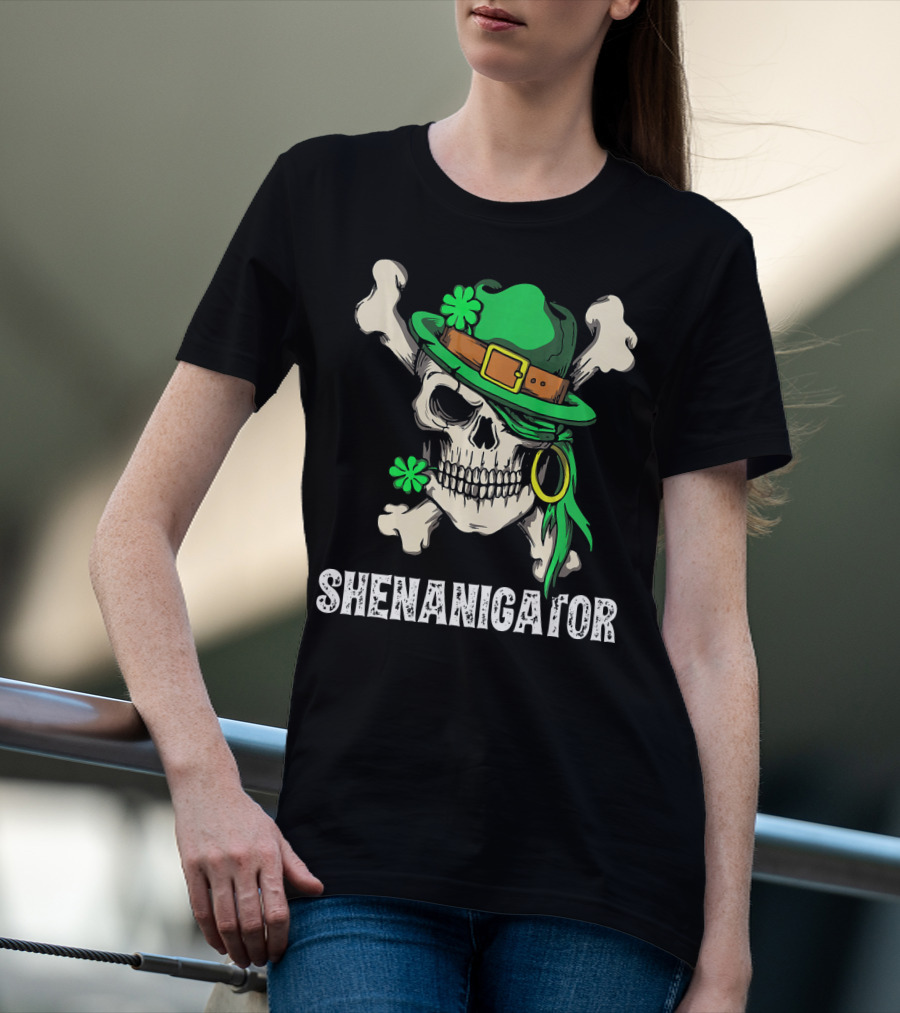 Shenanigator Skull With Irish Hat And Shamrocks For St Patrick's Day T-Shirt