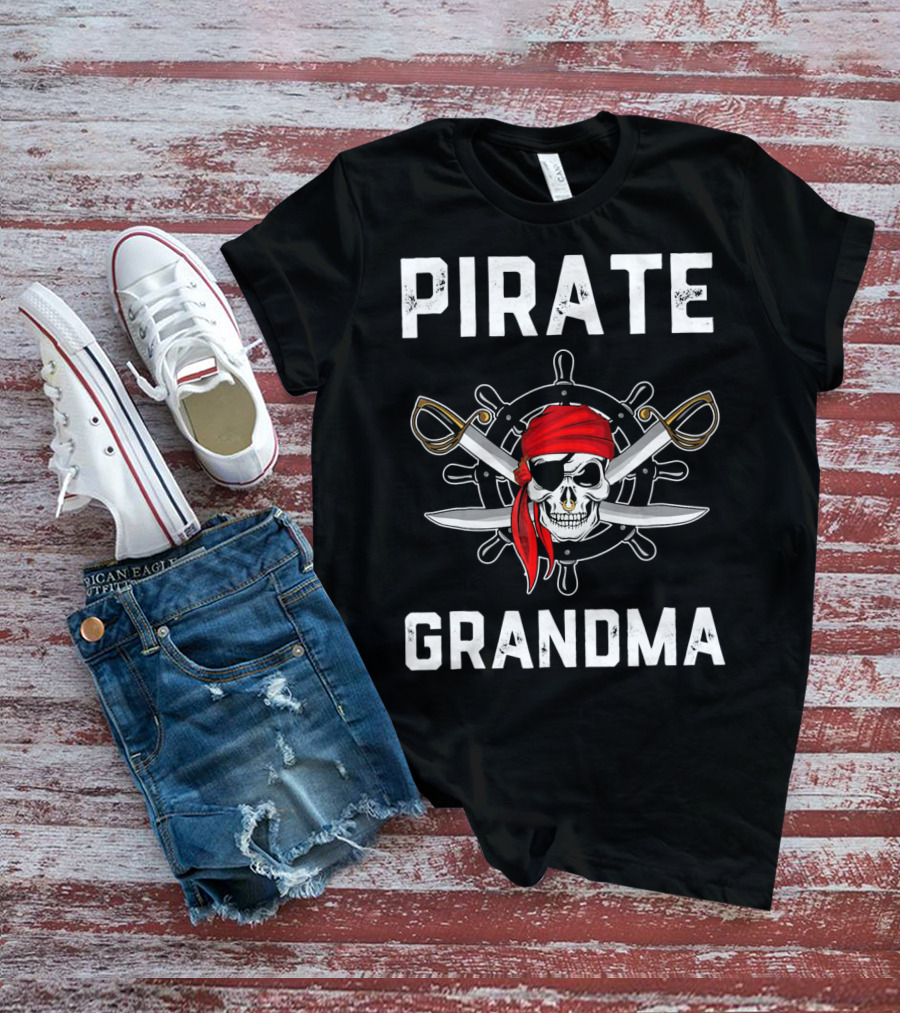 Pirate Grandma Skull With Red Bandana And Crossed Swords T-Shirt