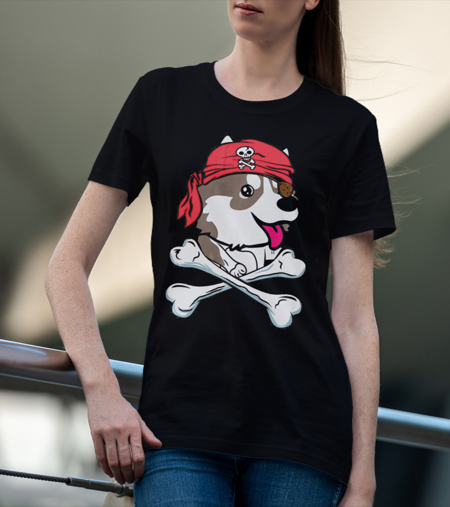 Husky Pirate Halloween Dog Crossbones Hat T-Shirt
