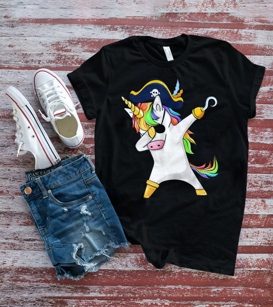 Funny Dabbing Unicorn Pirate With Rainbow Hair And Skull Hat T-Shirt