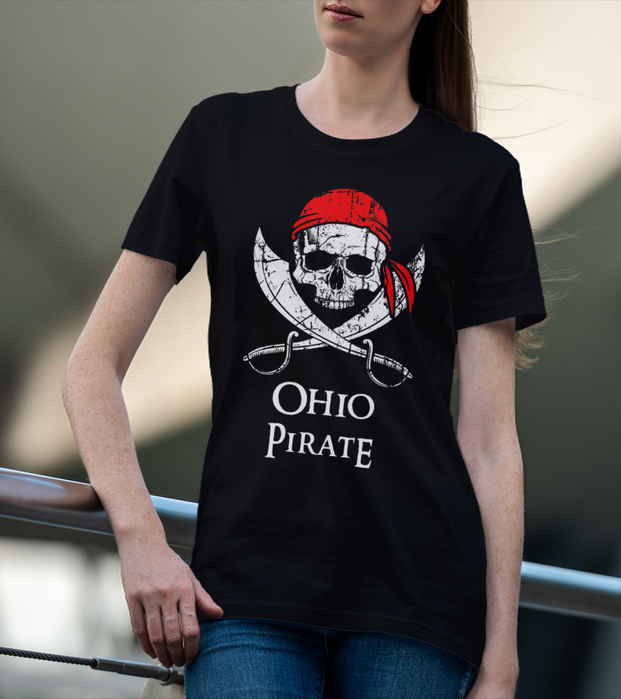 Ohio Pirate Skull Red Bandana Crossed Swords T-Shirt