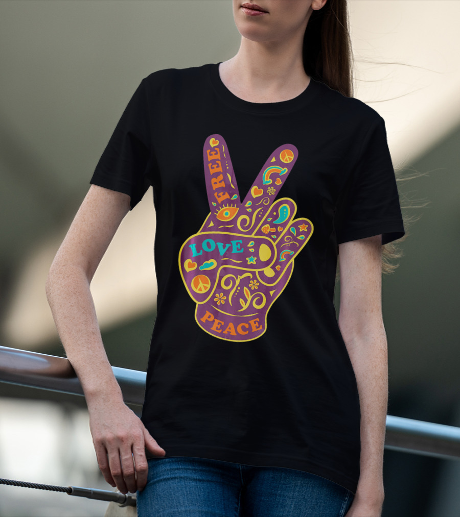 Free Love Peace Bohemian Boho Chic Peace Sign Hand T-Shirt