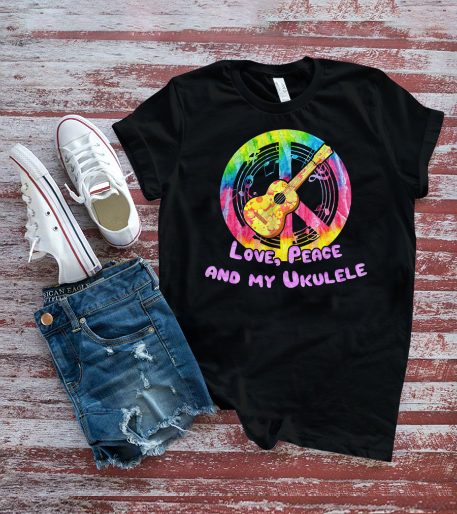 Love Peace And My Ukulele Music Hippi Rainbow Guitar Peace Sign T-Shirt