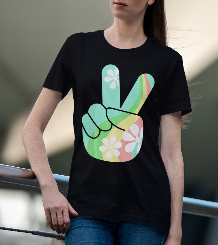 Retro Vintage Peace Sign Hippie 70s Flower Power Vibes T-Shirt