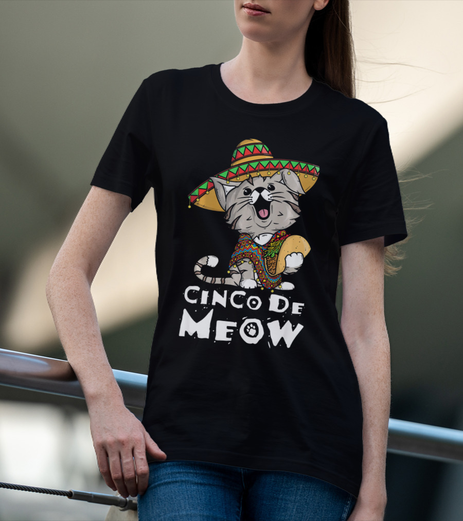 Cinco De Meow Sombrero Cat Holding Taco T-Shirt